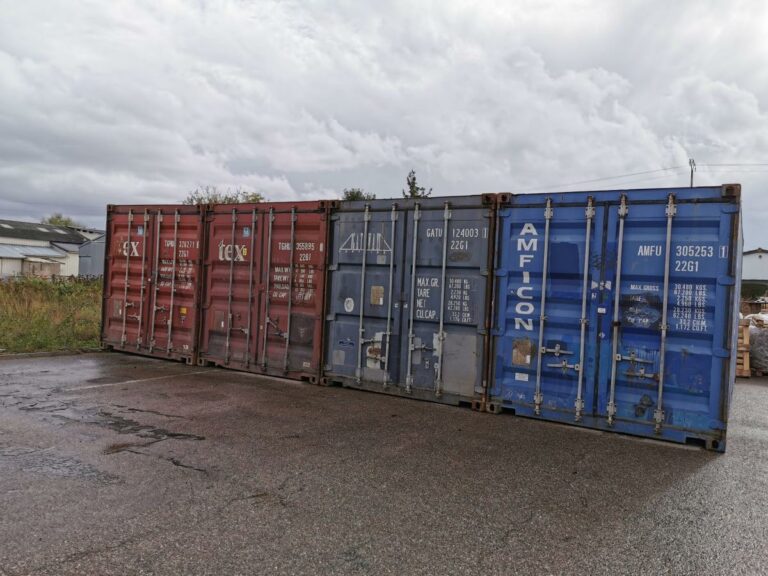 Livraison de containers chez une entreprise de déménagement (27)