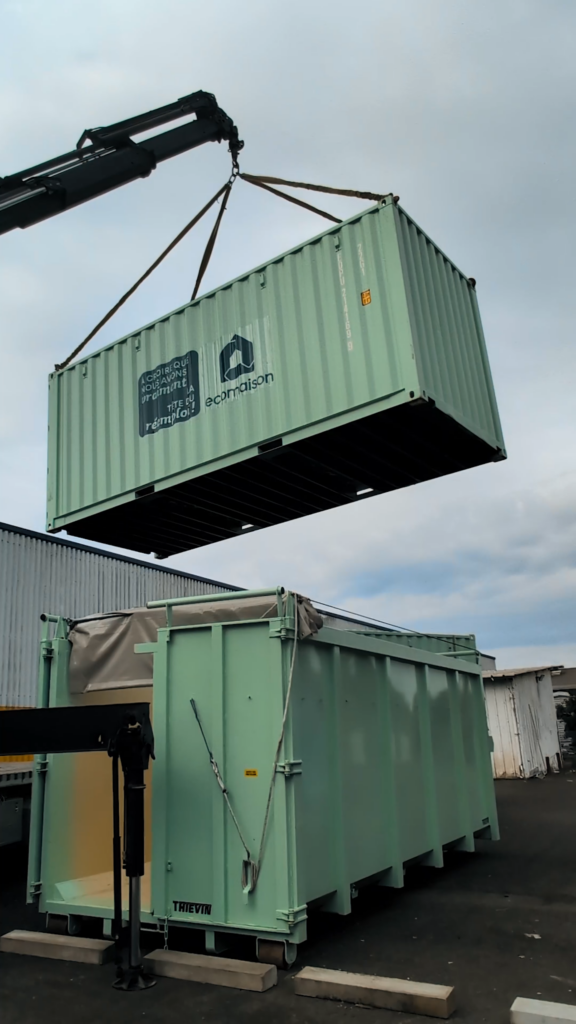 Container Eco Maison vert levage installation collecte mobilier Bergerac Dordogne